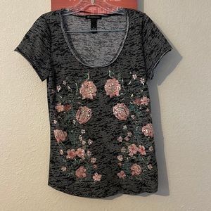 Black and Pink top